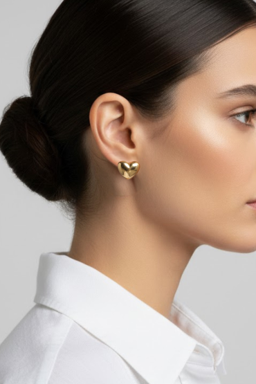 Gold Kalp Figürlü Küpe