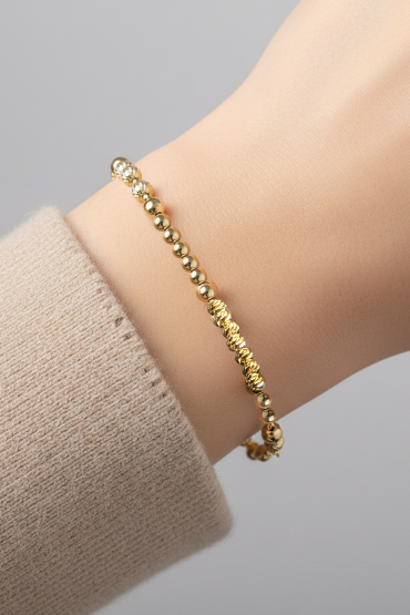 Gold Dokulu ve Düz Boncuk Detayli Bileklik
